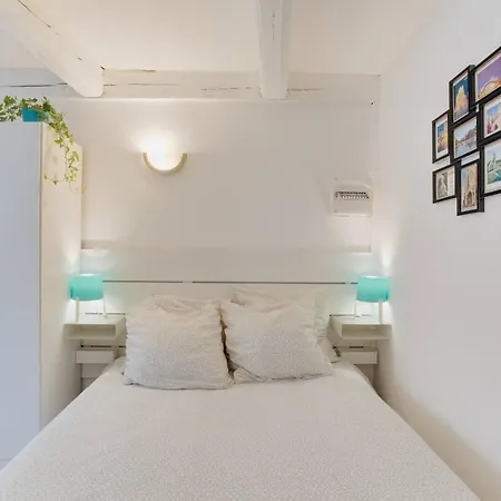 Les Arranges Bed & Breakfast